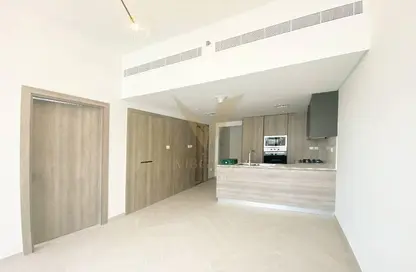 شقة - غرفة نوم - 2 حمامات للايجار في اوكسفورد 212 - الضاحية 10 - قرية جميرا الدائرية - دبي