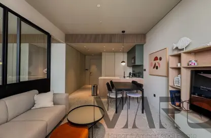 شقة - غرفة نوم - 1 حمام للبيع في رأسًا على عقب - الخليج التجاري - دبي