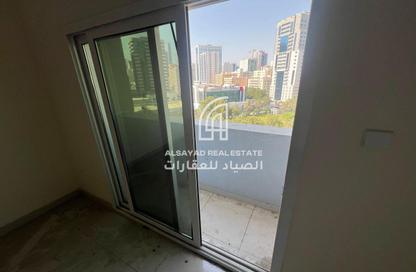 شقة - 2 غرف نوم - 2 حمامات للايجار في شارع التعاون الجديد - التعاون - الشارقة شقة - 2 غرف نوم - 2 حمامات للايجار في شارع التعاون الجديد - التعاون - الشارقة