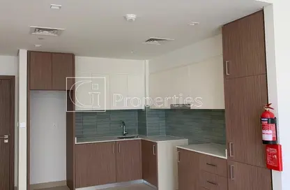 Apartment - 1 Bedroom - 1 Bathroom for rent in Seagate Building 2 - Seagate - Mina Rashid - Dubai
