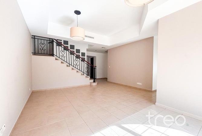 73843056 - Property Image 3