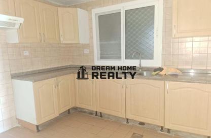 Apartment - 2 Bedrooms - 2 Bathrooms for rent in Palm Tower 3 - Palm Towers - Al Majaz - Sharjah