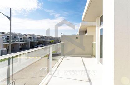 Townhouse - 3 Bedrooms - 3 Bathrooms for sale in Albizia - Damac Hills 2 - Dubai Townhouse - 3 Bedrooms - 3 Bathrooms for sale in Albizia - Damac Hills 2 - Dubai
