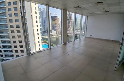 Office Space - Studio for rent in Crystal Tower - Business Bay - Dubai