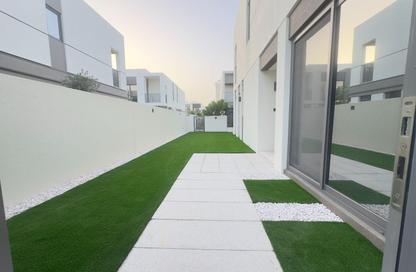 Villa - 4 - 5 for sale in Aura Gardens - Tilal Al Ghaf - Dubai