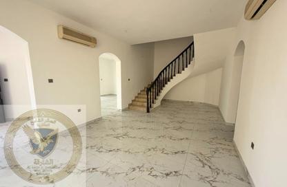 Villa - 4 Bedrooms - 6 Bathrooms for rent in Al Falaj - Al Riqqa - Sharjah