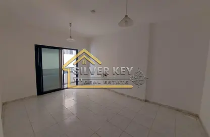 شقة - 2 غرف نوم - 2 حمامات للايجار في الند - القاسمية - الشارقة