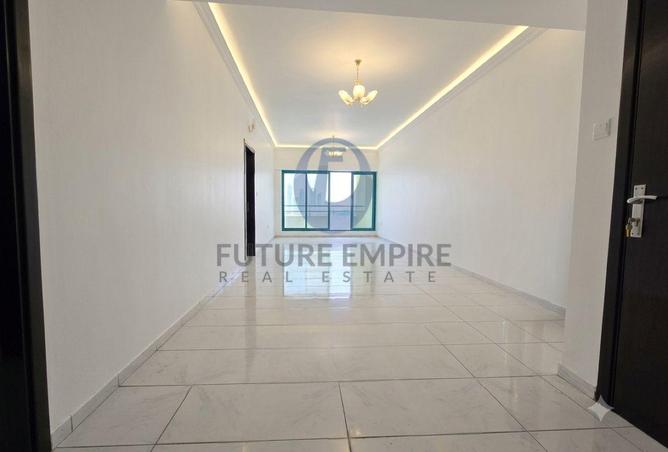 Chiller Free | SZR View | Massive 2BHK Near Metro photo 2