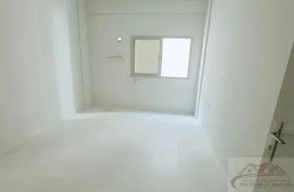 Apartment - 1 Bedroom - 1 Bathroom for rent in Saeed Al Alami Building - Al Taawun - Sharjah