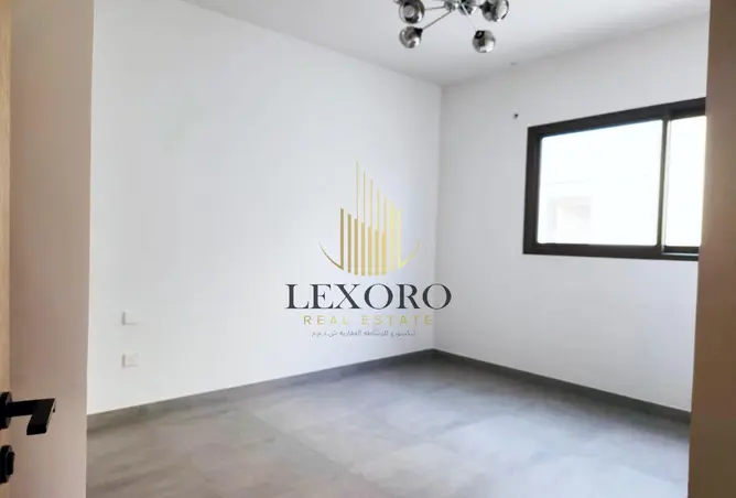 161881006 - Property Image 2