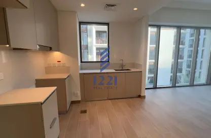 شقة - 2 غرف نوم - 2 حمامات للايجار في جروف في كريك بيتش مبنى 1 - جروف - جريك بيتش - مرسى خور دبي - دبي