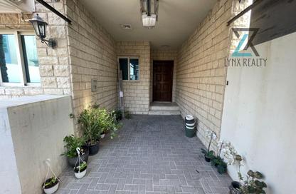 Villa - 3 - 4 for rent in Satwa Road - Al Satwa - Dubai Villa - 3 - 4 for rent in Satwa Road - Al Satwa - Dubai