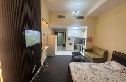 Apartment - Studio - 1 Bathroom for rent in Al Qulaya'ah - Al Sharq - Sharjah