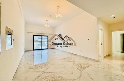 Apartment - 2 Bedrooms - 3 Bathrooms for rent in Al Amir Hamad Building - International City Phase 2 - Al Warsan 4 - Al Warsan - Dubai