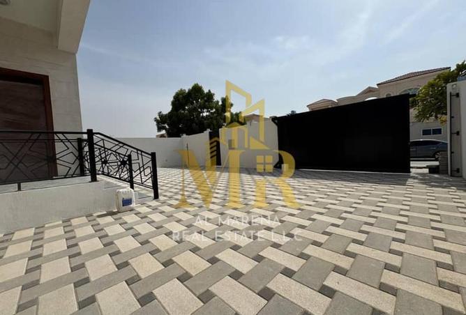 102000015 - Property Image 3