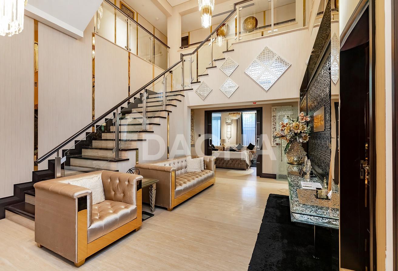 Elegant Villa | Lake Views | Exclusive Community photo 6