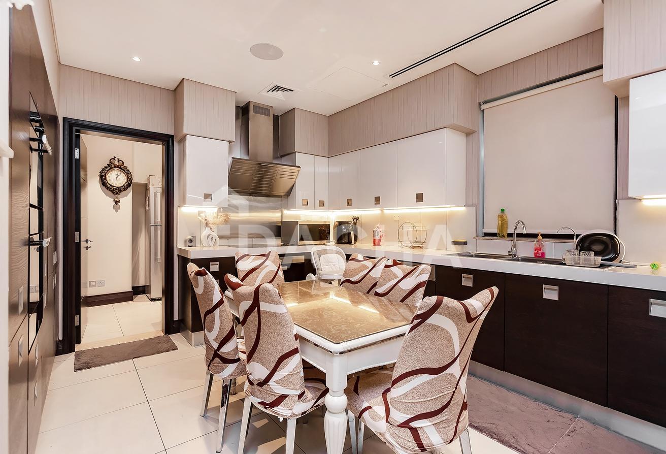 Elegant Villa | Lake Views | Exclusive Community photo 15