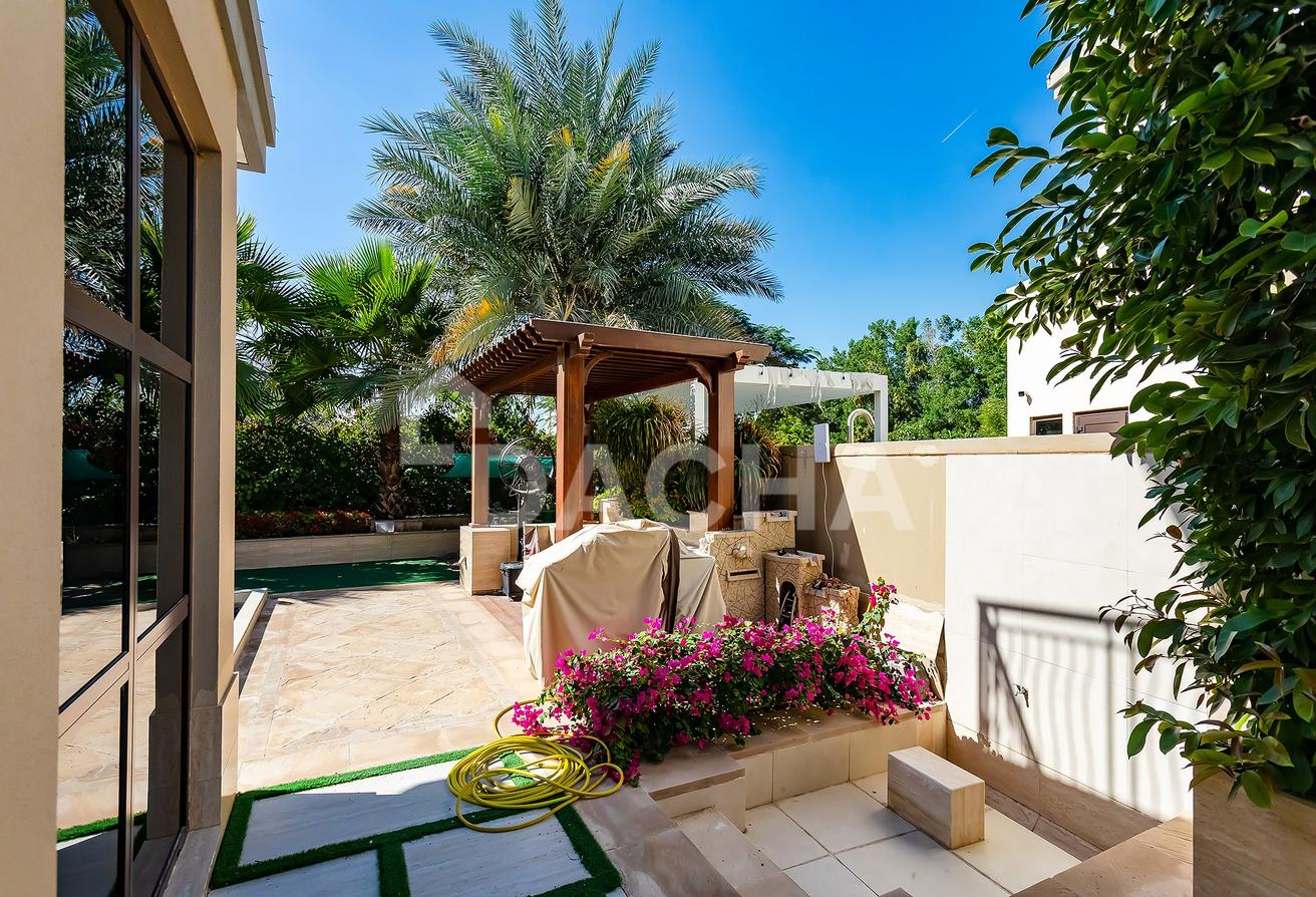 Elegant Villa | Lake Views | Exclusive Community photo 29
