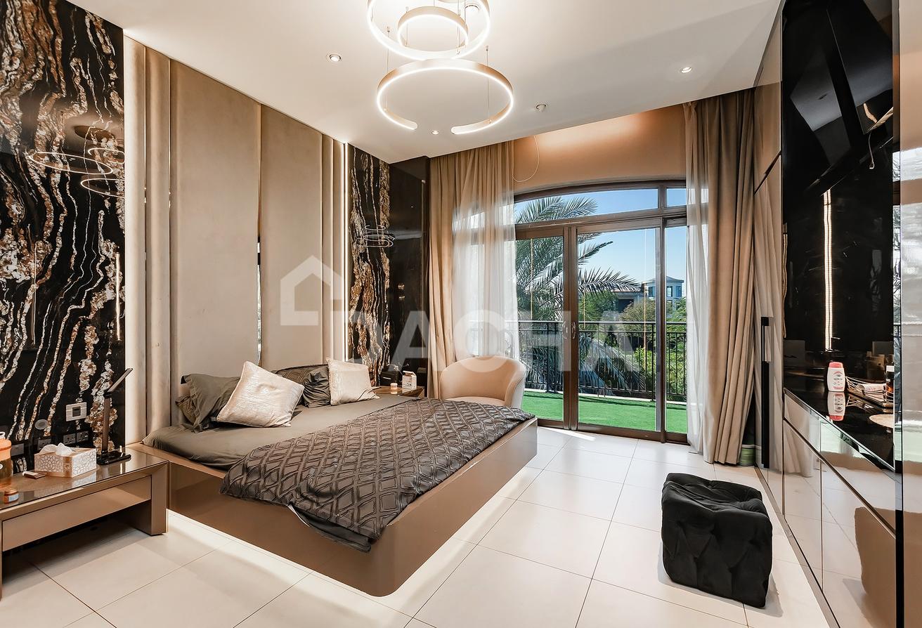 Elegant Villa | Lake Views | Exclusive Community photo 25