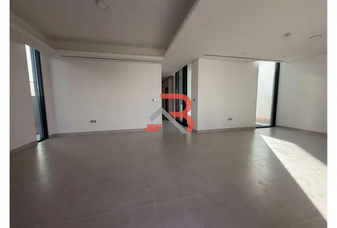 87892691 - صورة العقار 3
