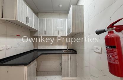 Apartment - Studio - 1 Bathroom for rent in Al Karama Sqaure - Al Karama - Dubai