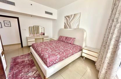 Apartment - 2 - 2 for rent in Beach Tower 2 - Al Khan Lagoon - Al Khan - Sharjah
