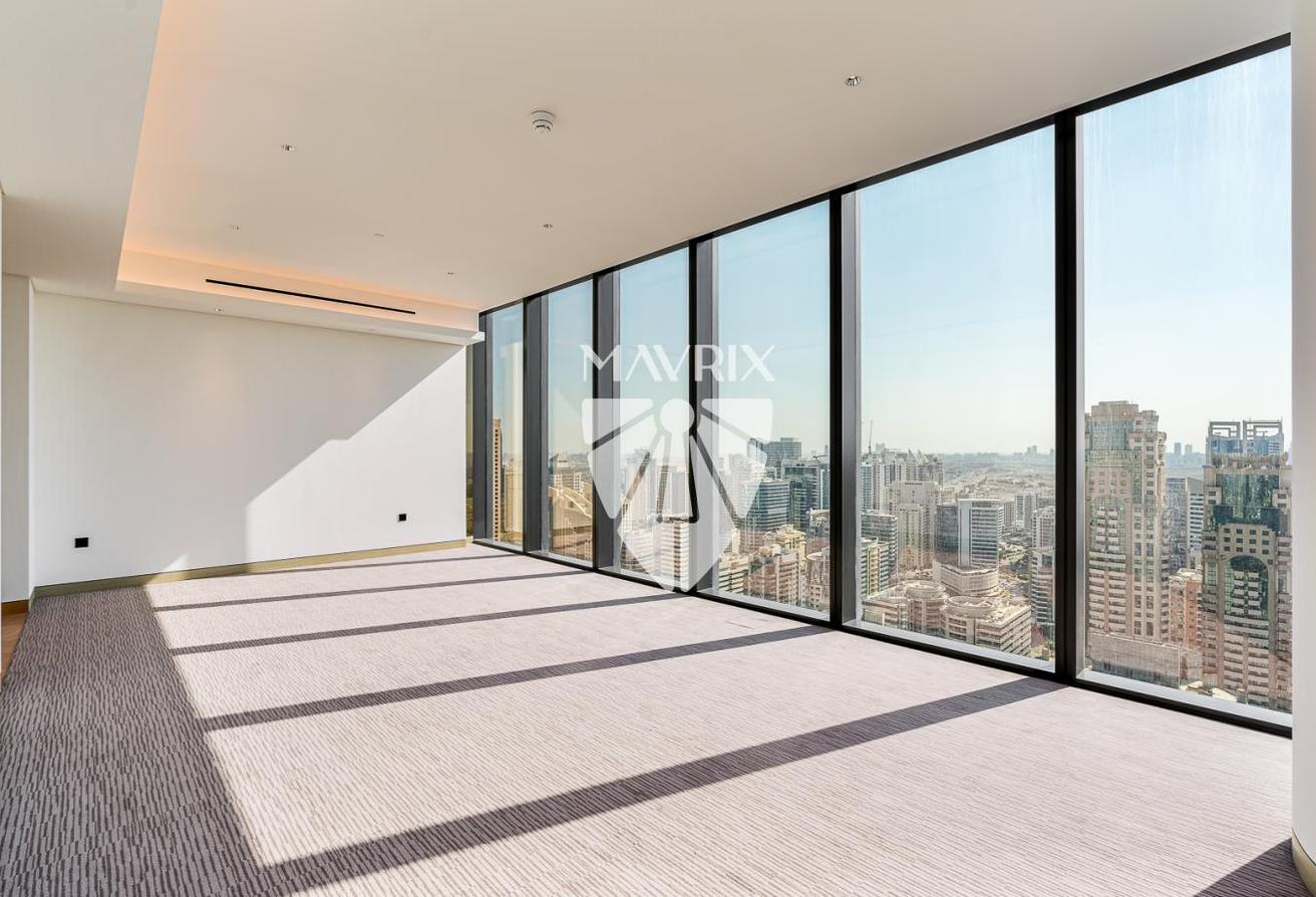 High Floor | Luxurious 4B | Prime Location photo 6