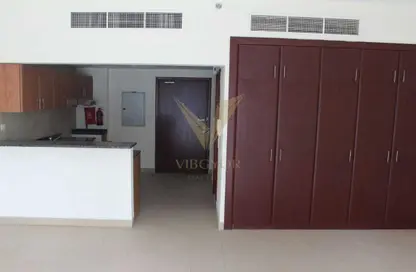 شقة - 1 حمام للايجار في برج الكريكت - مدينة دبي الرياضية - دبي شقة - 1 حمام للايجار في برج الكريكت - مدينة دبي الرياضية - دبي