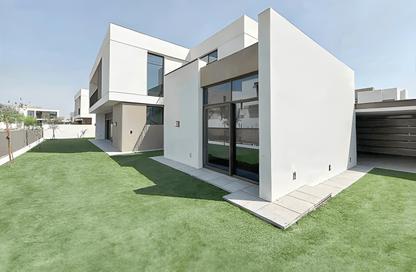 Villa - 4 - 5 for rent in Tilal Al Furjan - Al Furjan - Dubai Villa - 4 - 5 for rent in Tilal Al Furjan - Al Furjan - Dubai