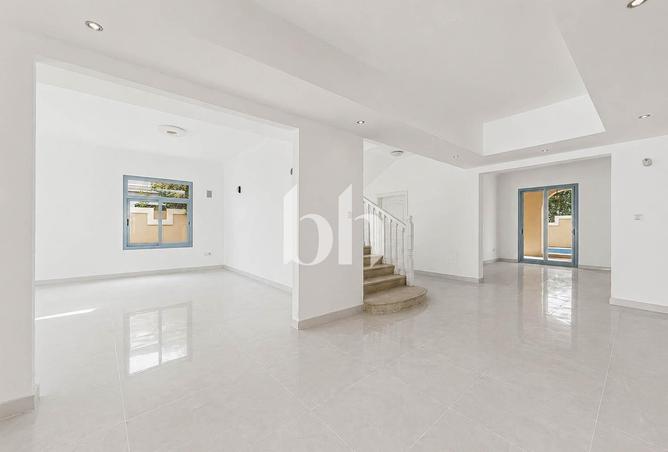 85312057 - Property Image 2