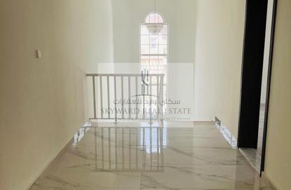Villa - 4 Bedrooms - 6 Bathrooms for rent in Al Garhoud - Dubai