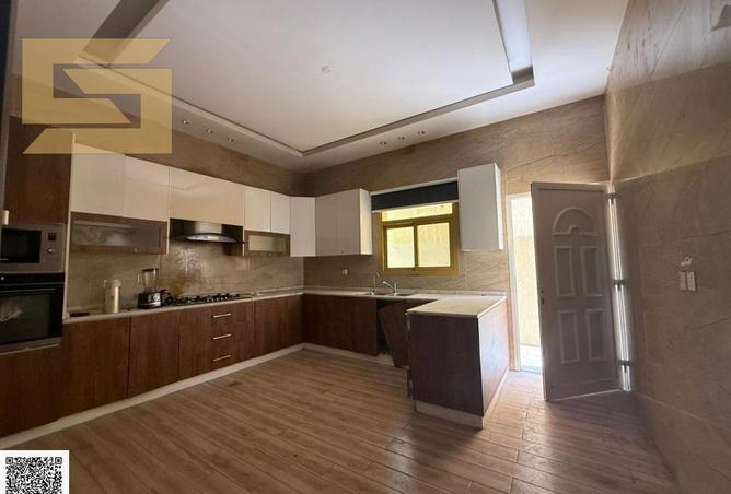 130663145 - Property Image 3