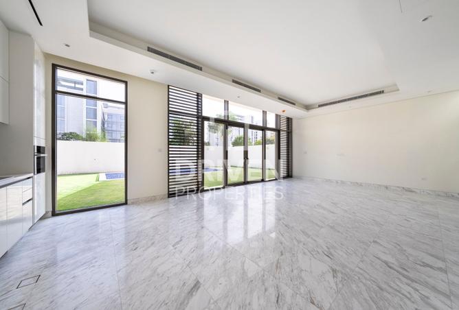 135142911 - Property Image 3