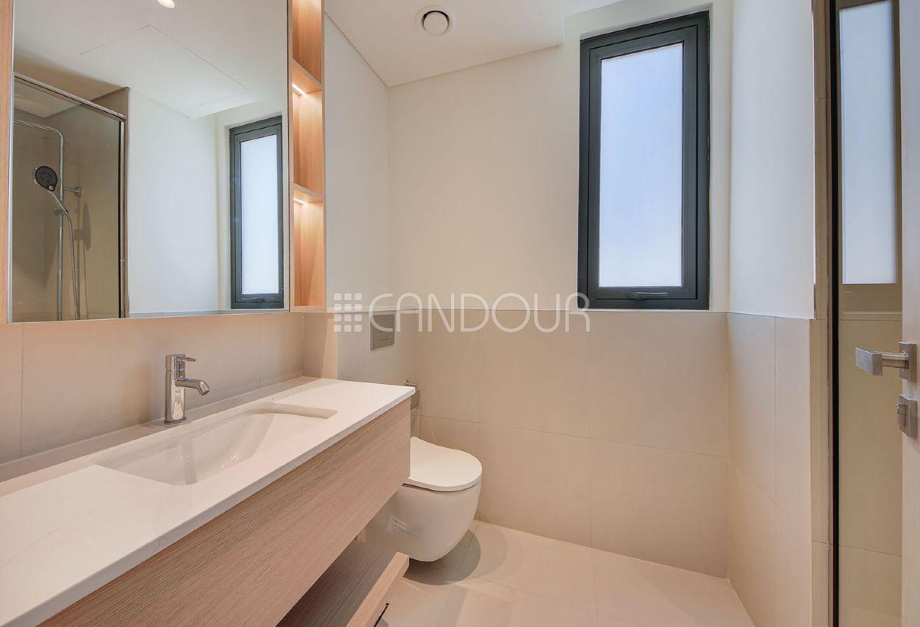 Brand New|Golf Course View| 4BR + Maid | 4 Cheques photo 16