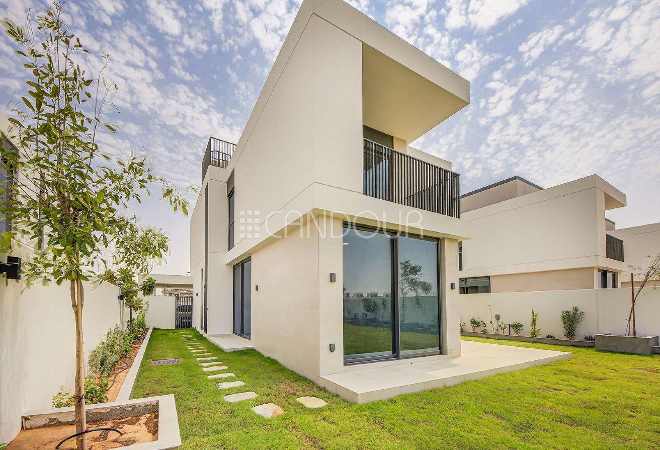 Brand New|Golf Course View| 4BR + Maid | 4 Cheques photo 29
