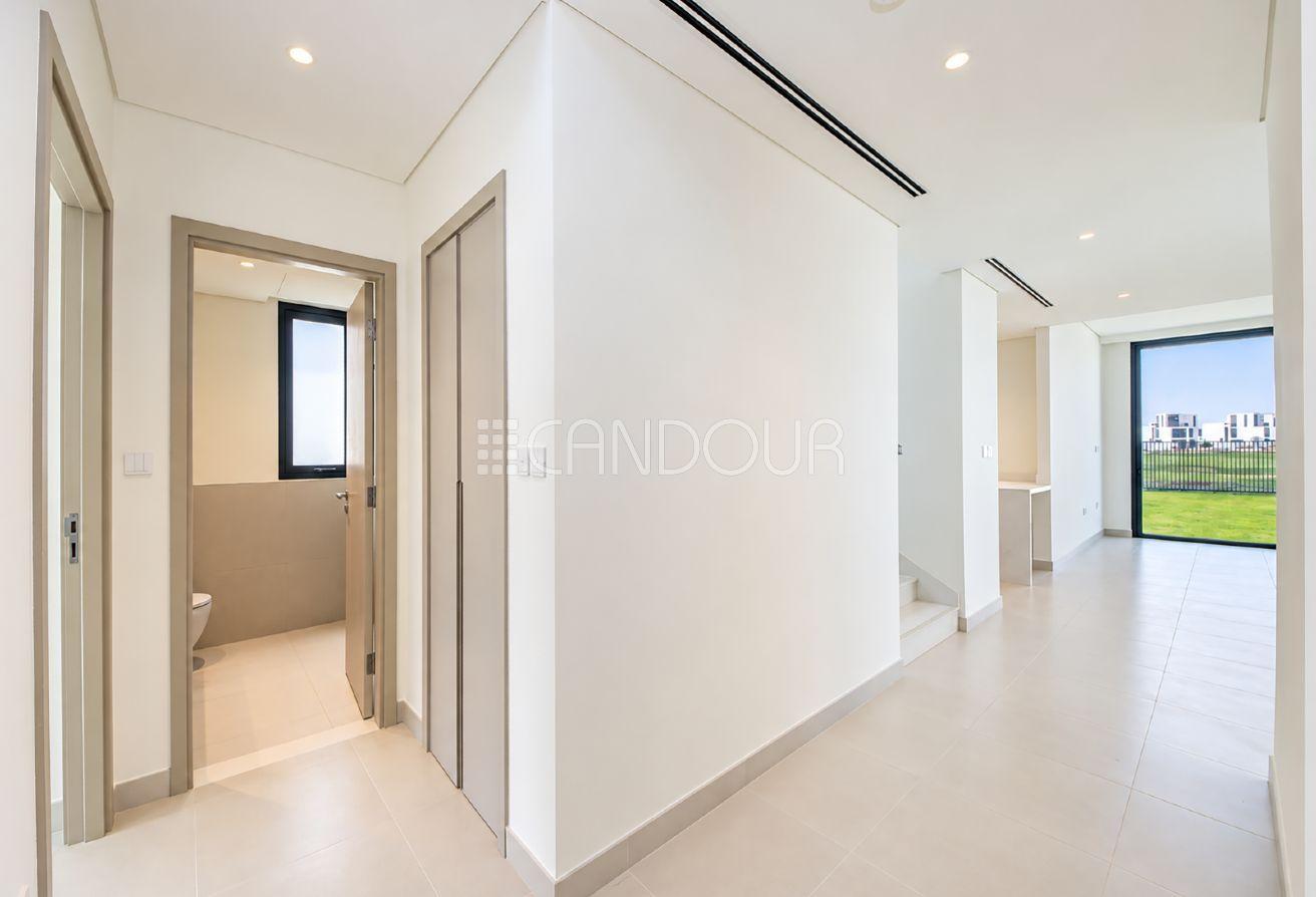 Brand New|Golf Course View| 4BR + Maid | 4 Cheques photo 15