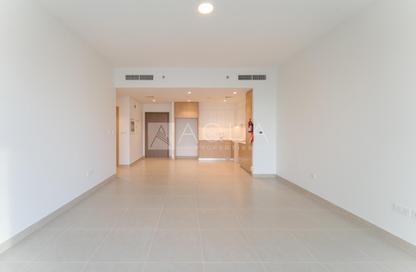 Apartment - 2 Bedrooms - 2 Bathrooms for rent in Seagate Building 1 - Seagate - Mina Rashid - Dubai