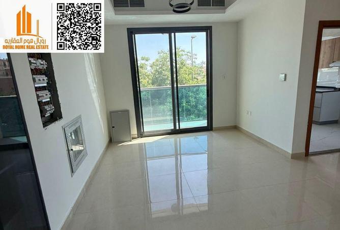 104261989 - Property Image 2