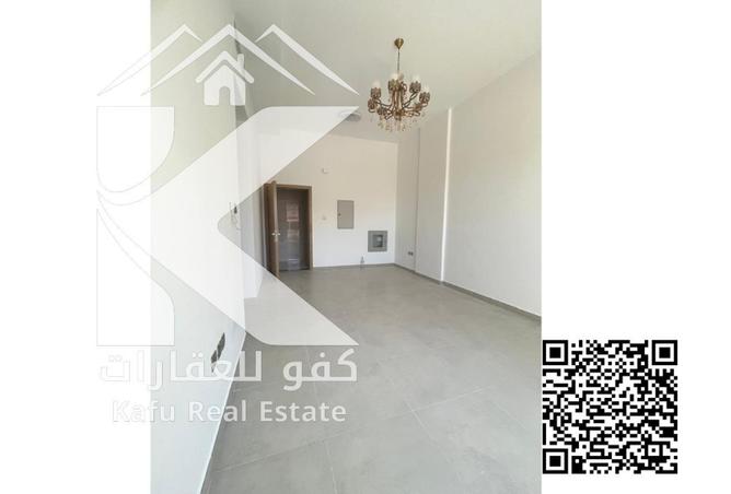 93581997 - Property Image 2