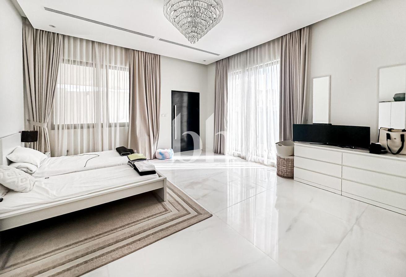 FULLY FURNISHED | Ready to move | UPGRADED photo 26