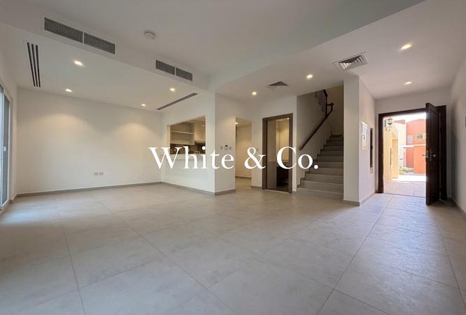 136992011 - Property Image 2