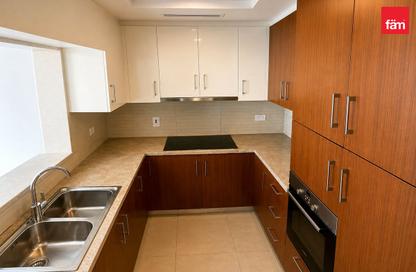 Apartment - 3 Bedrooms - 3 Bathrooms for rent in Vida Residence 1 - Vida Residence - The Hills - Dubai Apartment - 3 Bedrooms - 3 Bathrooms for rent in Vida Residence 1 - Vida Residence - The Hills - Dubai