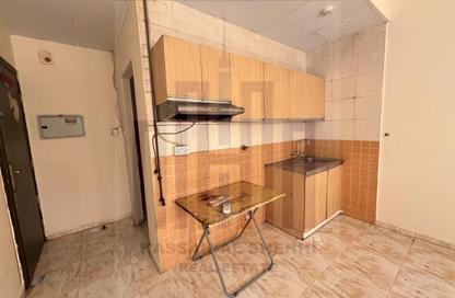 Apartment - Studio - 1 Bathroom for rent in Fire Station Road - Muwaileh - Sharjah Apartment - Studio - 1 Bathroom for rent in Fire Station Road - Muwaileh - Sharjah