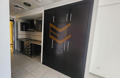 Apartment - Studio - 1 for rent in Goldcrest Views 2 - JLT Cluster J - Jumeirah Lake Towers - Dubai