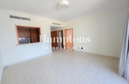 Apartment - 1 - 2 for rent in The Links East Tower - The Links - The Views - Dubai