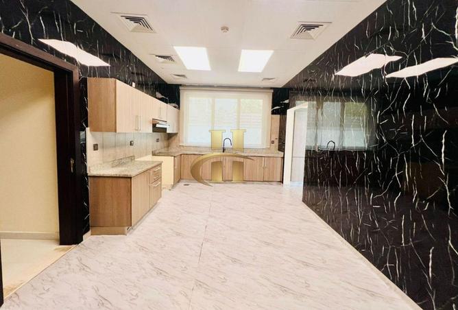 82381250 - Property Image 3