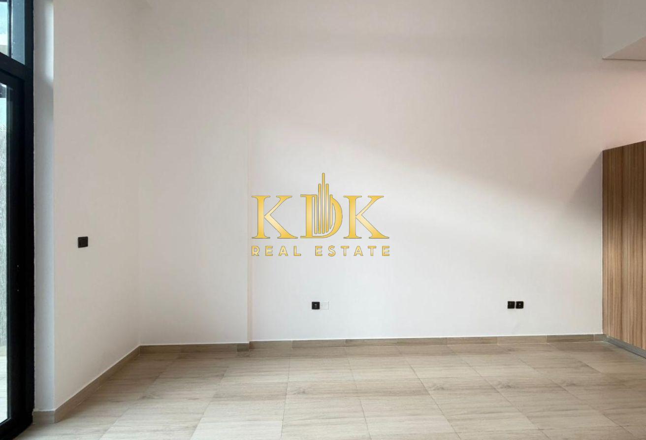 Modern Studio | Prime Location | Call Now photo 4