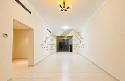 Apartment - 2 Bedrooms - 3 Bathrooms for rent in Al Raffa - Bur Dubai - Dubai