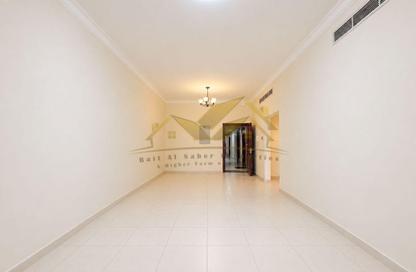 Apartment - 2 Bedrooms - 3 Bathrooms for rent in Al Raffa - Bur Dubai - Dubai