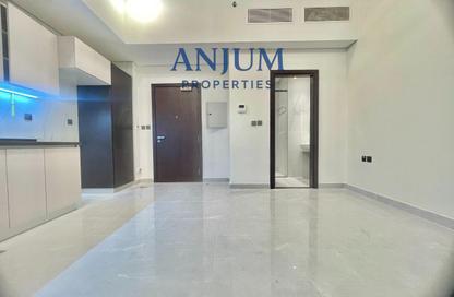 Apartment - Studio - 1 for rent in Al Jadaf Building - Al Jaddaf - Dubai